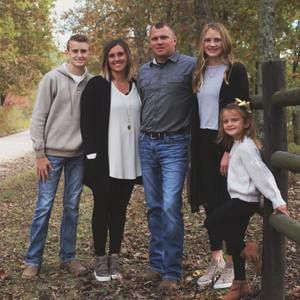 Meet your Posher, Lori